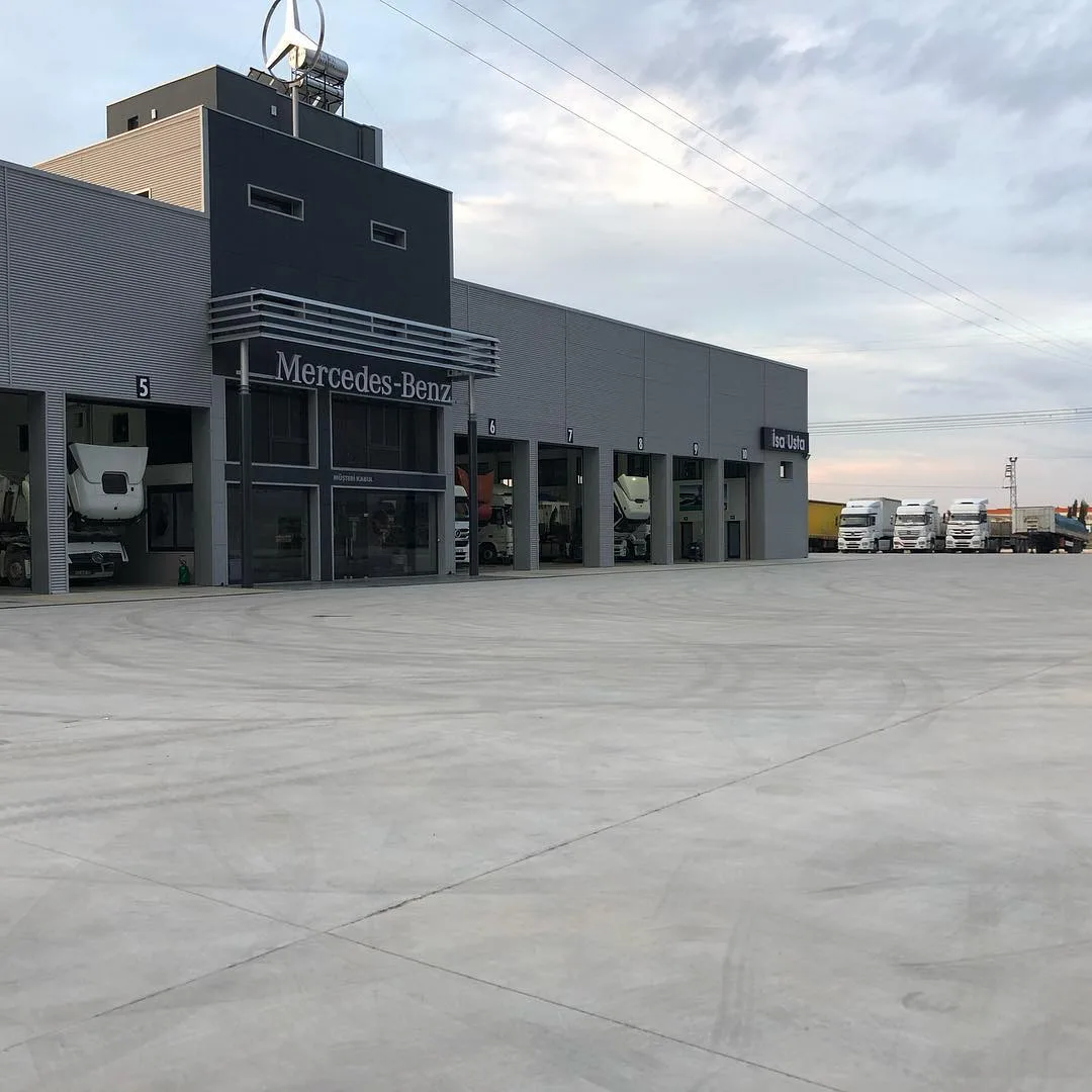 İsa Usta Otomotiv — Servis Binası